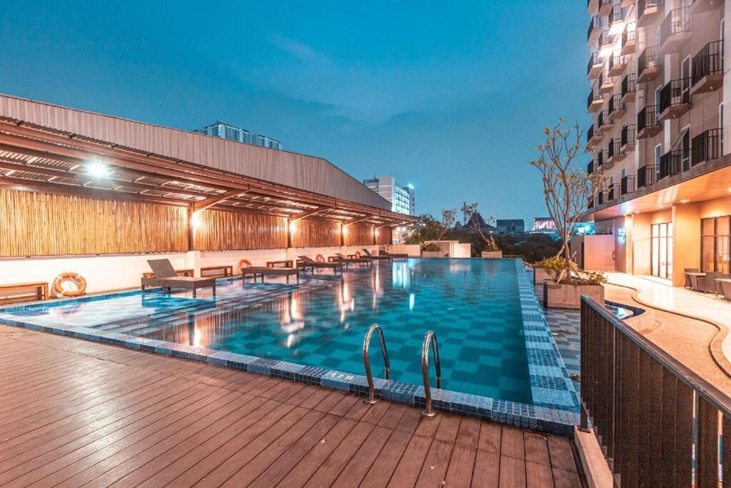 Azalea Suites Cikarang By Jayakarta Group Exterior photo